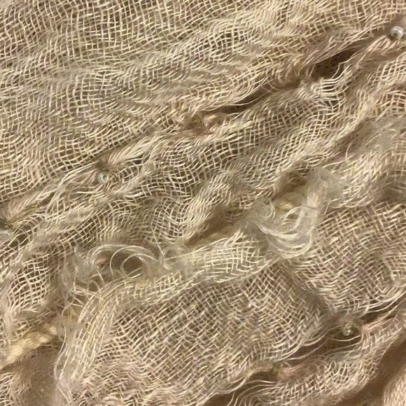 ♥️5/25$ ivory beaded scarf - Picture 3 of 6